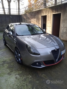 Usato 2013 Alfa Romeo Giulietta 1.7 Benzin 235 CV (15.500 €)