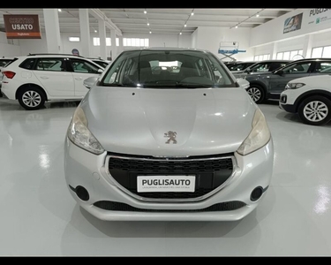 Usato 2013 Peugeot 208 1.2 Benzin 82 CV (8.950 €)