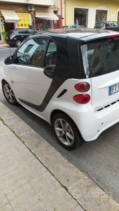 Usato 2013 Smart ForTwo Coupé 1.0 Benzin 71 CV (6.000 €)