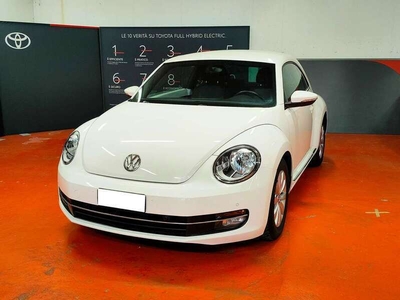 Usato 2013 VW Maggiolino 1.2 Benzin 105 CV (13.450 €)