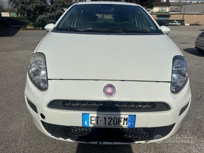 Usato 2014 Fiat Punto 1.2 Diesel 75 CV (3.950 €)