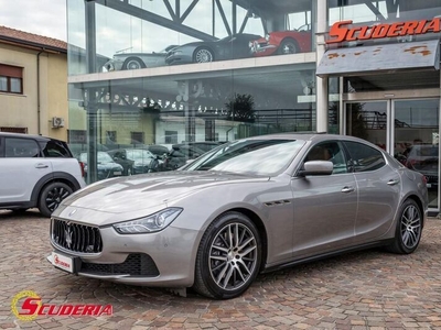 Usato 2014 Maserati Ghibli 3.0 Diesel 275 CV (32.900 €)