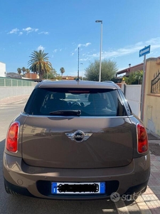 Usato 2014 Mini One Countryman 1.6 Diesel 90 CV (14.000 €)