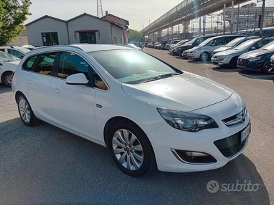 Usato 2014 Opel Astra 1.4 LPG_Hybrid 140 CV (4.200 €)