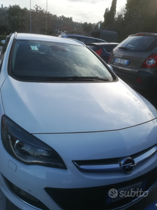 Usato 2014 Opel Astra 1.6 Diesel 136 CV (6.500 €)