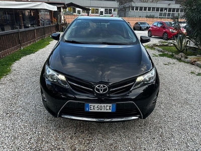 Usato 2014 Toyota Auris 1.4 Diesel 90 CV (10.200 €)