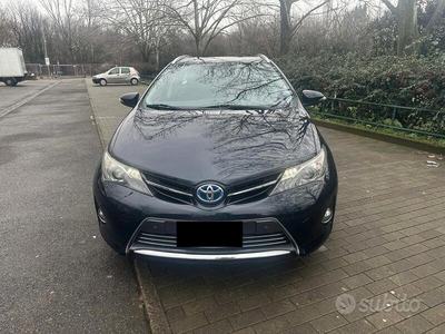 Usato 2014 Toyota Auris Touring Sports 1.8 El_Hybrid 99 CV (9.500 €)