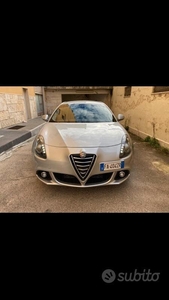 Usato 2015 Alfa Romeo Giulietta 1.6 Diesel 120 CV (16.000 €)