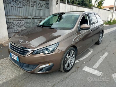 Usato 2015 Peugeot 308 2.0 Diesel 150 CV (9.999 €)
