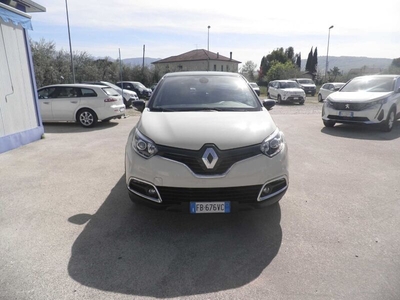 Usato 2015 Renault Captur 0.9 Benzin 90 CV (11.500 €)