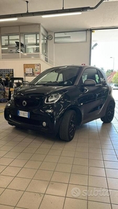 Usato 2015 Smart ForTwo Coupé Benzin (11.000 €)