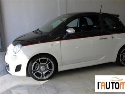 Usato 2016 Abarth 500 1.4 Benzin 135 CV (15.900 €)