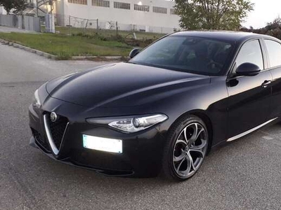 Usato 2016 Alfa Romeo Giulia 2.1 Diesel 179 CV (23.600 €)