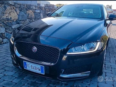 Usato 2016 Jaguar XF 3.0 Diesel 300 CV (15.999 €)