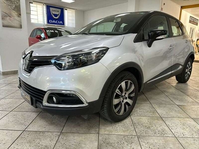 Usato 2016 Renault Captur 0.9 Benzin 90 CV (10.900 €)