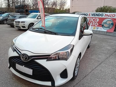 Usato 2016 Toyota Yaris 1.0 Benzin 69 CV (6.500 €)