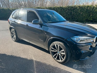 Usato 2017 BMW X5 4.4 Diesel 575 CV (27.999 €)