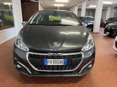 Usato 2017 Peugeot 208 1.2 Benzin 82 CV (9.790 €)