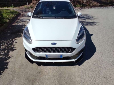 Usato 2018 Ford Fiesta 1.5 Benzin 205 CV (21.500 €)