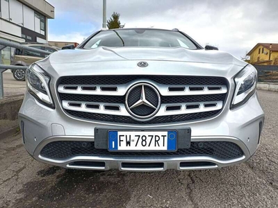 Usato 2018 Mercedes 200 1.6 Benzin 156 CV (18.900 €)