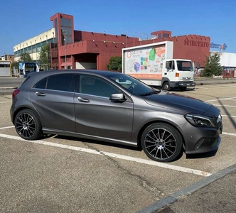 Usato 2018 Mercedes A180 1.5 Diesel 109 CV (22.000 €)