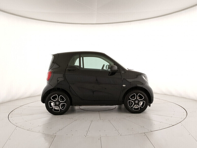 Usato 2018 Smart ForTwo Coupé 1.0 Benzin 71 CV (16.900 €)