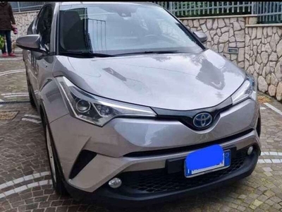 Usato 2018 Toyota C-HR 1.8 El_Benzin 98 CV (18.000 €)