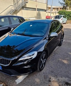 Usato 2018 Volvo V40 2.0 Diesel 120 CV (17.000 €)