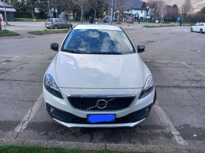 Usato 2018 Volvo V40 CC 2.0 Diesel 120 CV (12.000 €)