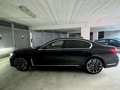 Usato 2019 BMW 730 3.0 Diesel 265 CV (65.000 €)