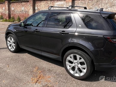 Usato 2019 Land Rover Discovery Sport 2.0 Diesel 180 CV (45.000 €)