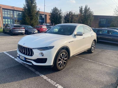 Usato 2019 Maserati GranSport 3.0 Benzin 349 CV (56.000 €)