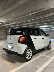Usato 2019 Smart ForFour 1.0 Benzin 71 CV (12.800 €)