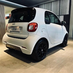 Usato 2019 Smart ForTwo Cabrio 0.9 Benzin 90 CV (15.900 €)