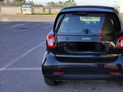 Usato 2019 Smart ForTwo Coupé 1.0 Benzin 71 CV (16.500 €)