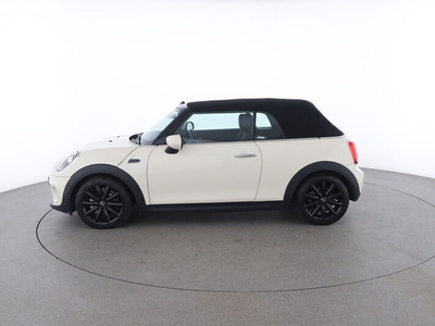 Usato 2020 Mini Cooper Cabriolet 1.5 Benzin 135 CV (24.499 €)