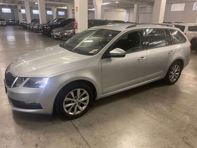 Usato 2020 Skoda Octavia G-TEC 1.5 CNG_Hybrid 131 CV (18.000 €)