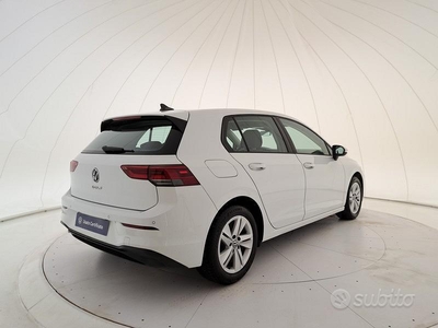 Usato 2020 VW Golf 1.5 Benzin 131 CV (23.400 €)