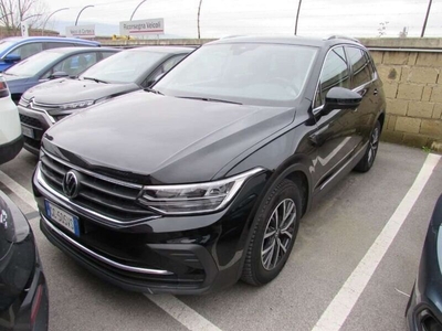 Usato 2020 VW Tiguan 2.0 Diesel 122 CV (23.900 €)