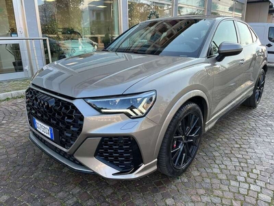 Usato 2021 Audi RS Q3 2.5 Benzin 400 CV (55.900 €)