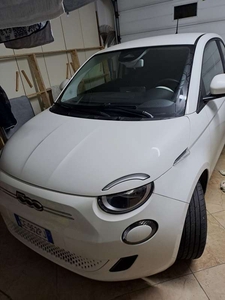 Usato 2021 Fiat 500e 1.0 El 58 CV (16.500 €)