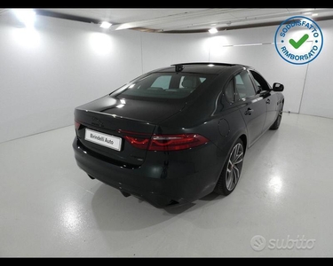 Usato 2021 Jaguar XF 2.0 El_Hybrid 204 CV (41.500 €)