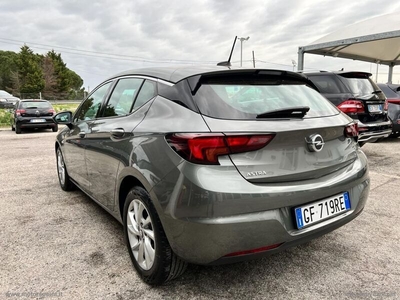 Usato 2021 Opel Astra 1.2 Benzin 110 CV (14.500 €)