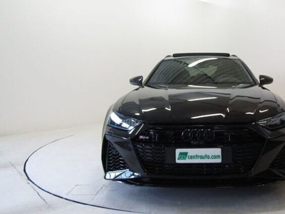 Usato 2022 Audi RS6 4.0 Benzin 600 CV (124.000 €)