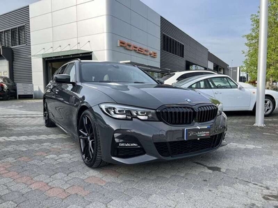 Usato 2022 BMW 318 2.0 El_Diesel 150 CV (41.000 €)