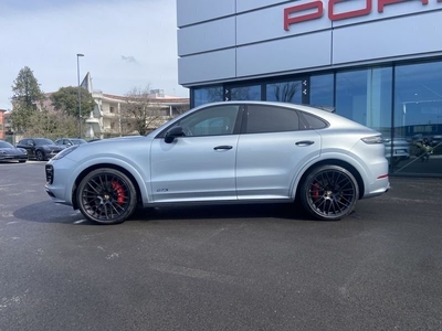 Usato 2022 Porsche Cayenne 4.0 Benzin 460 CV (120.000 €)