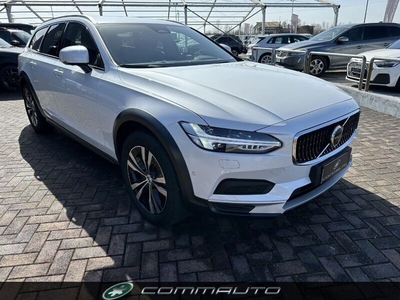 Usato 2022 Volvo V90 CC 2.0 El_Hybrid 197 CV (45.500 €)