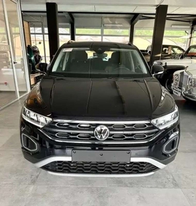 Usato 2022 VW T-Roc 1.0 Benzin 110 CV (24.000 €)