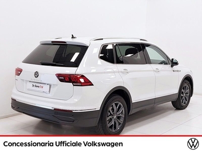 Usato 2022 VW Tiguan Allspace 2.0 Diesel 150 CV (39.990 €)