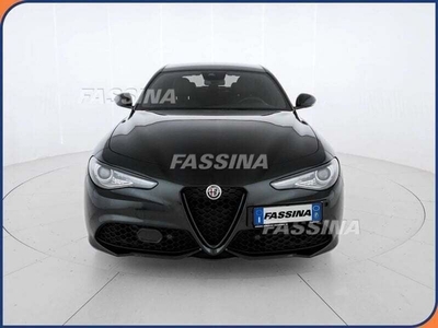Usato 2023 Alfa Romeo Giulia 2.0 Benzin 280 CV (41.900 €)